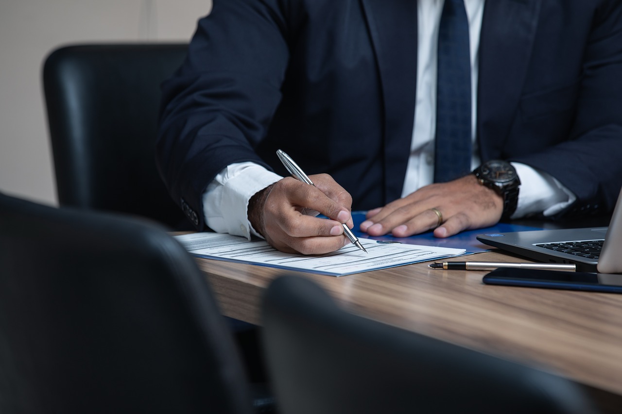 4 raisons pour lesquelles vous devez faire appel à un avocat fiscaliste 